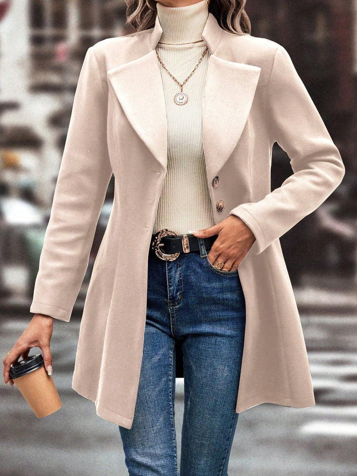 Ava | Women’s slim-fit blazer coat with notch lapel and button closure