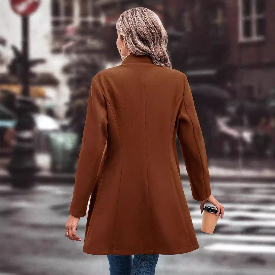 Ava | Women’s slim-fit blazer coat with notch lapel and button closure