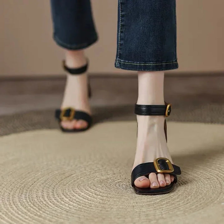 Shantal | Women’s sandals with square toe and flared heel