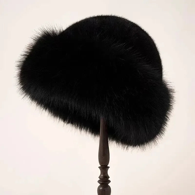 Juniper | Women’s faux fur winter hat