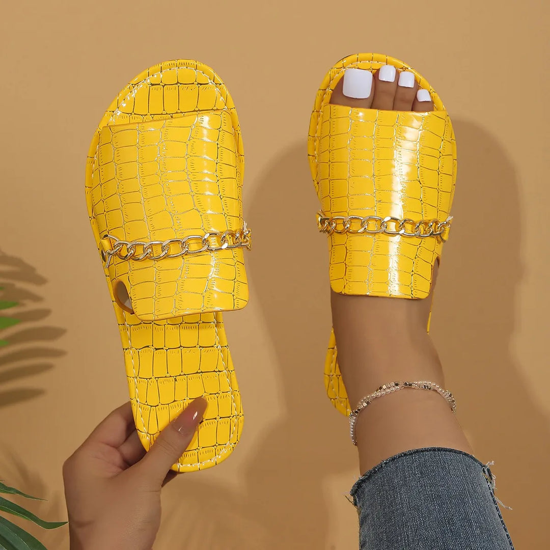 Matilda | Luxe chain comfort slides