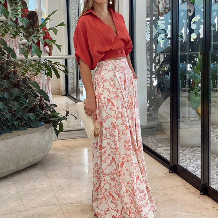 Jessy | Women’s two-piece set with v-neck top and wide-leg trousers