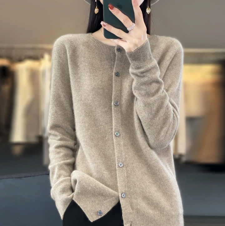 Mara | Women’s knit cardigan with button-down design and timeless silhouette