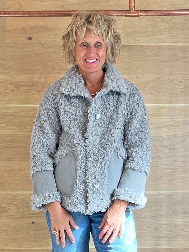 Alissa | Women’s curly faux shearling jacket