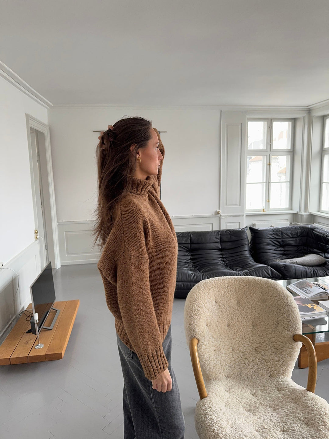 Mara | Women’s turtleneck sweater with ribbed hem design