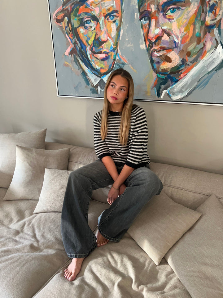 Daphne | Women’s knit t-shirt with striped design