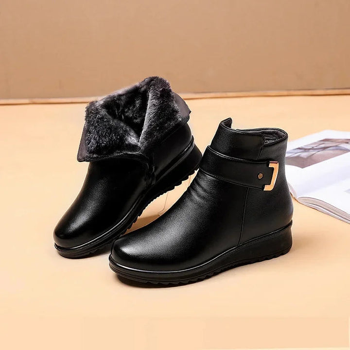 Luna | Women’s faux fur-lined leather ankle boots