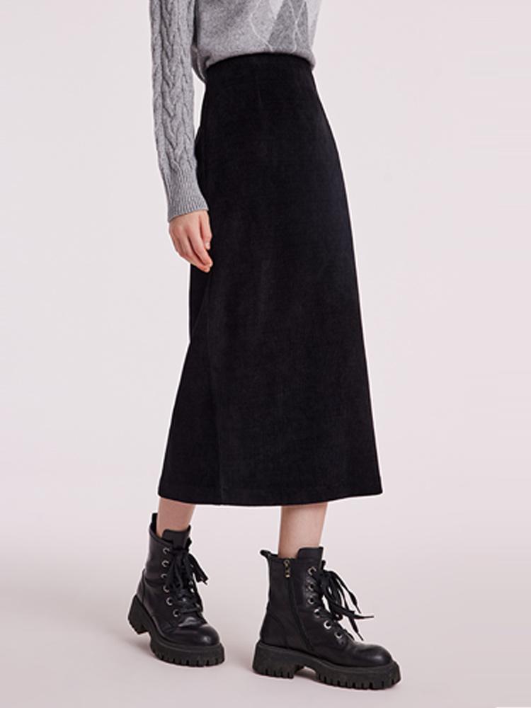 Rory | Women’s straight knitted midi skirt with slit