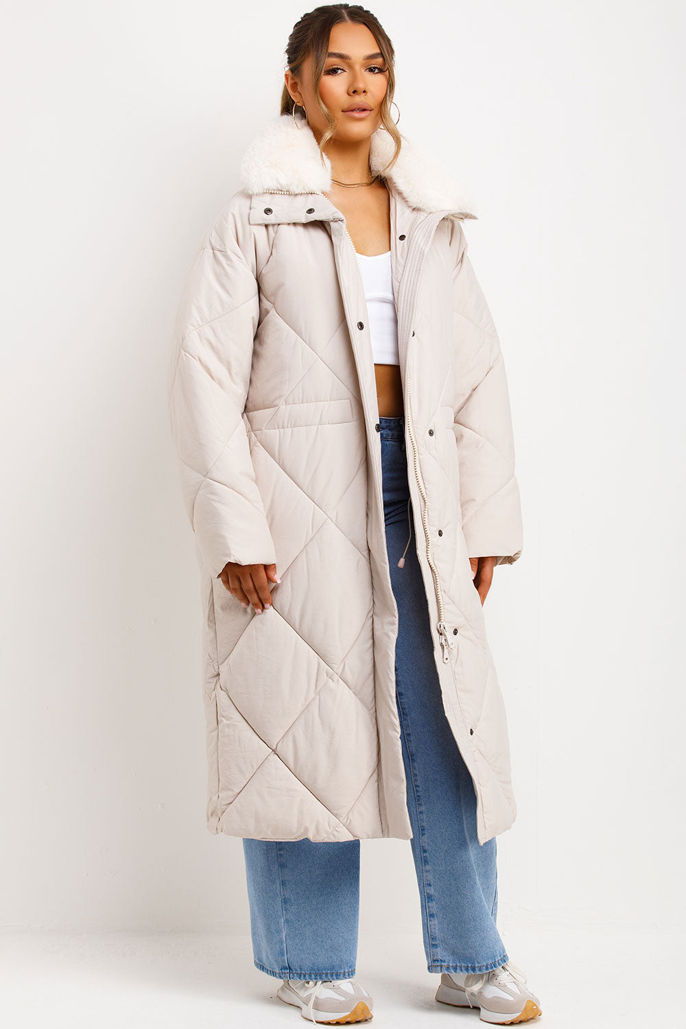 Jazmine | Women’s long quilted puffer coat with faux fur collar