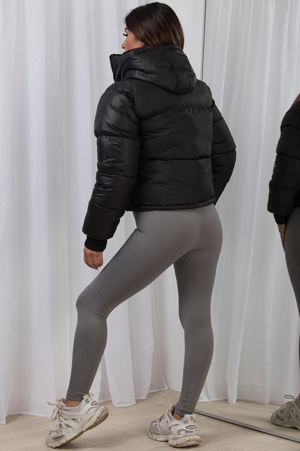 Kaeli | Women’s short puffer jacket with detachable hood