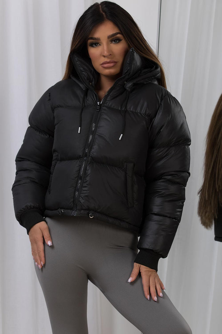 Kaeli | Women’s short puffer jacket with detachable hood