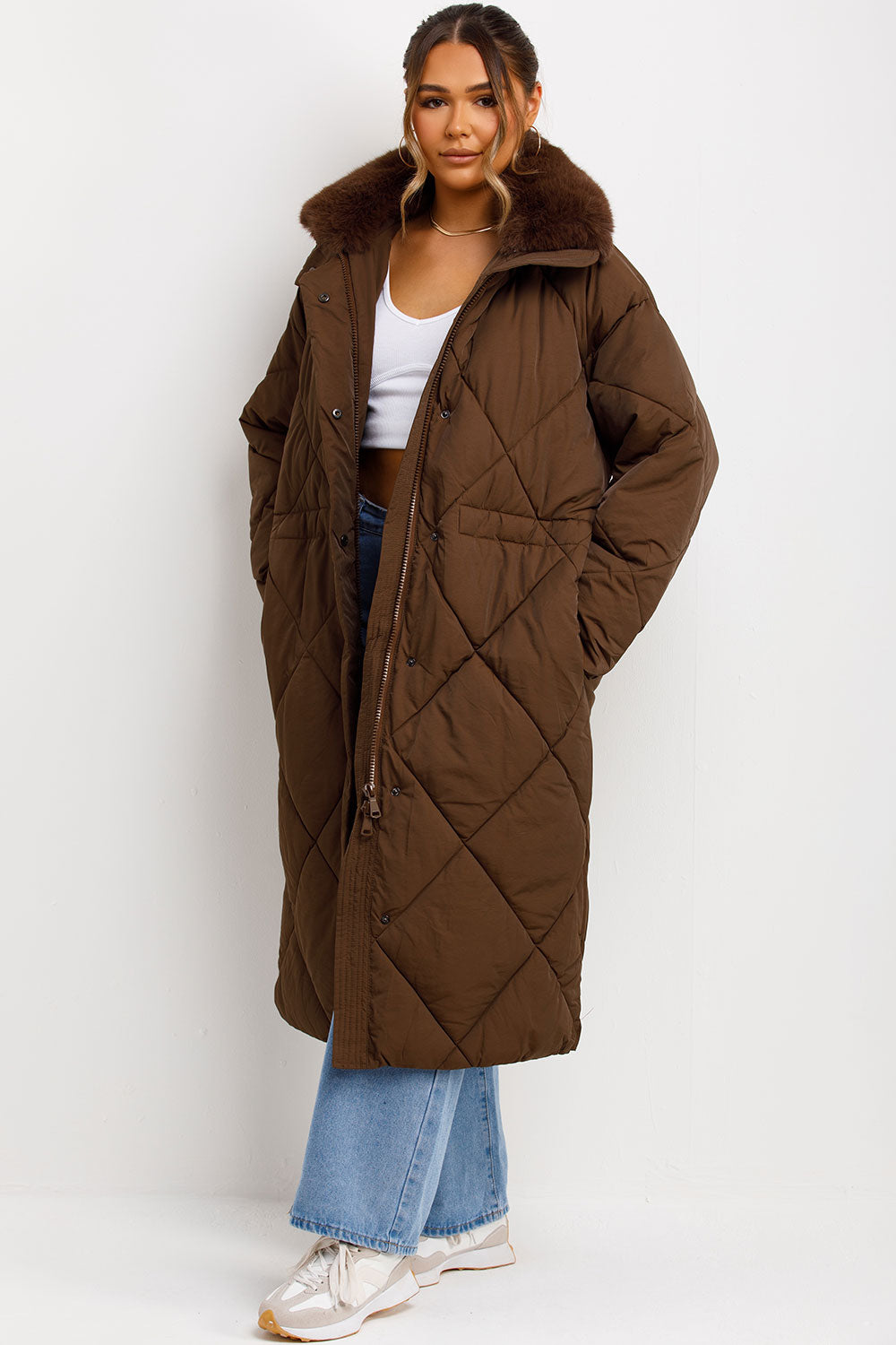 Shay | Women’s long quilted puffer coat with faux fur collar