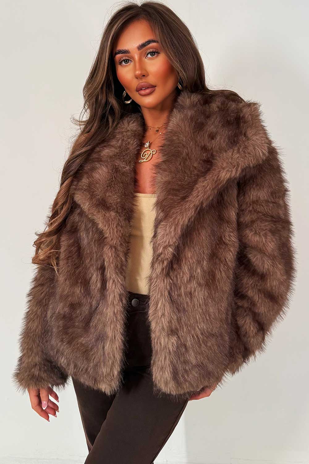 Selena |  Women’s faux fur collared jacket