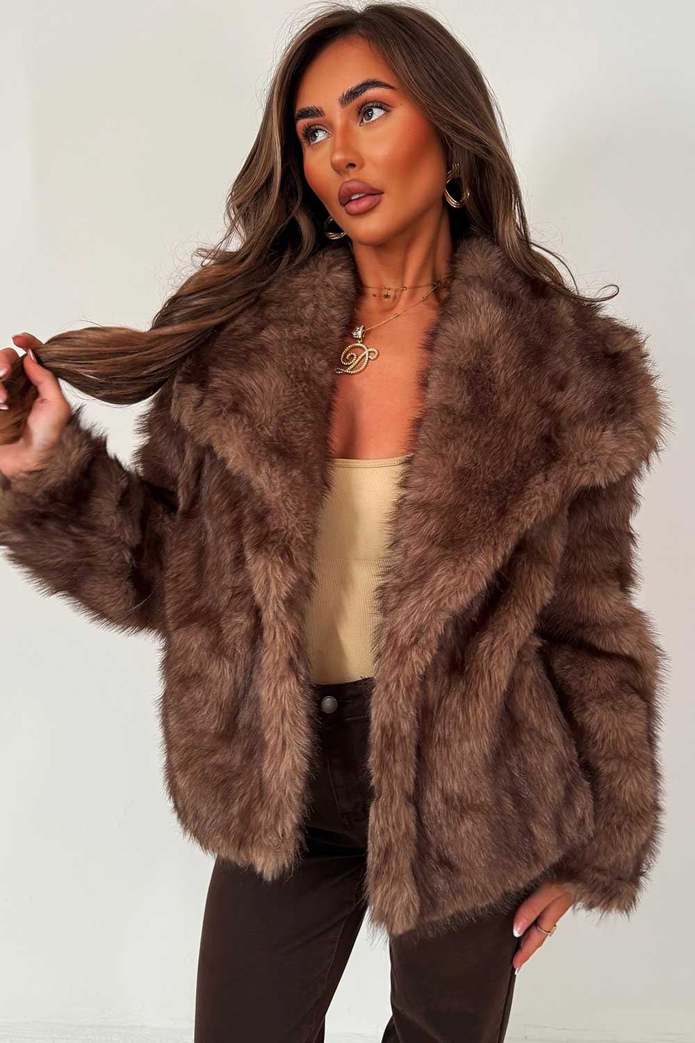 Selena |  Women’s faux fur collared jacket