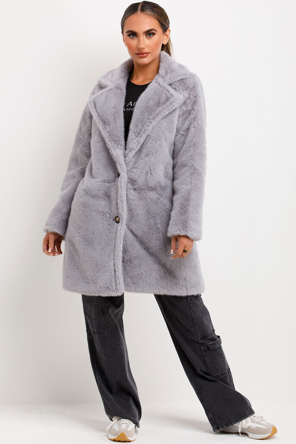 Amaris | Women’s faux fur coat with lapel collar