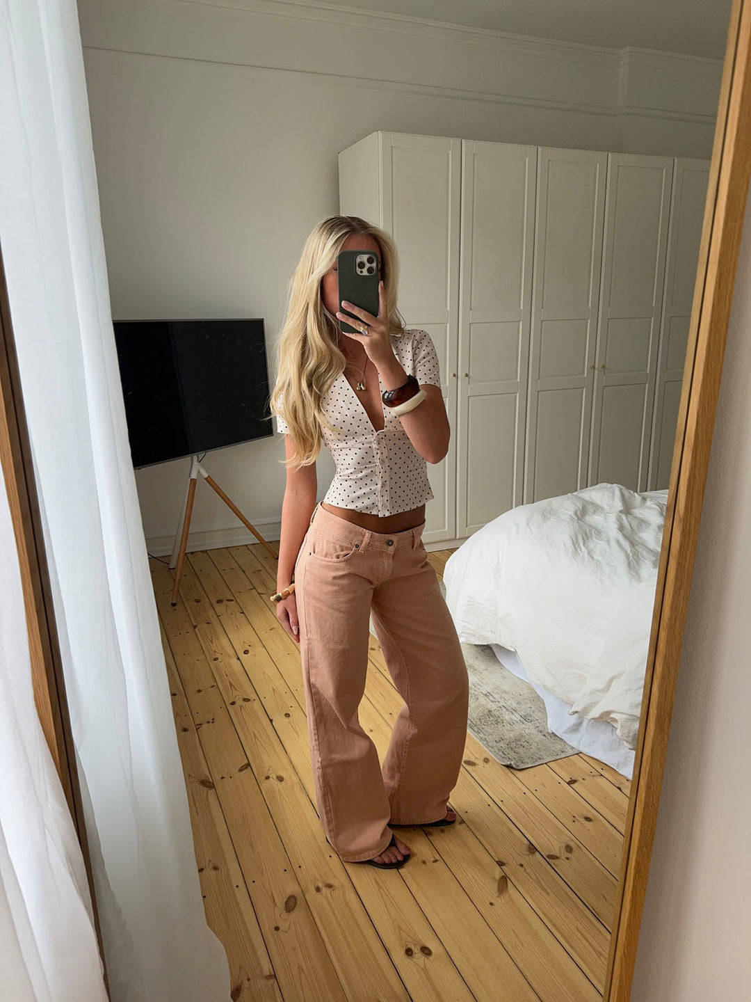 Emma | Women’s low-rise soft  baggy jeans