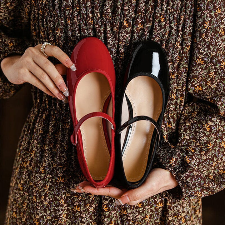 Anika | Women's glossy buckle block heel sandals with rounded shape