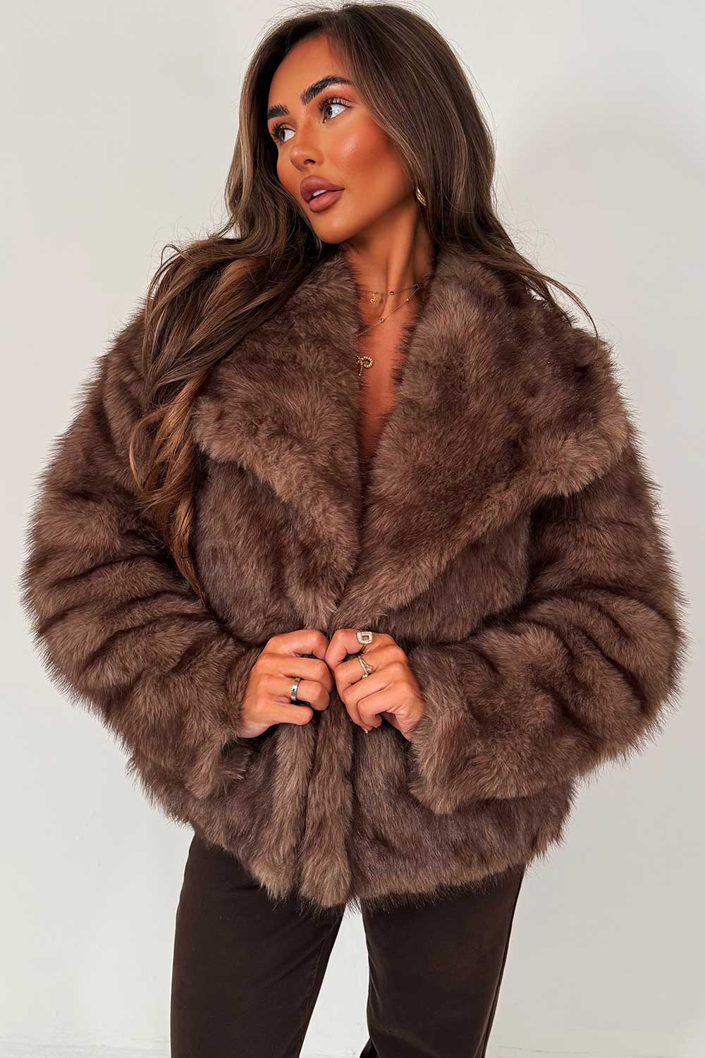 Selena |  Women’s faux fur collared jacket