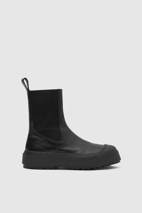 Estelle | Women’s chunky platform leather boots with elastic side panels