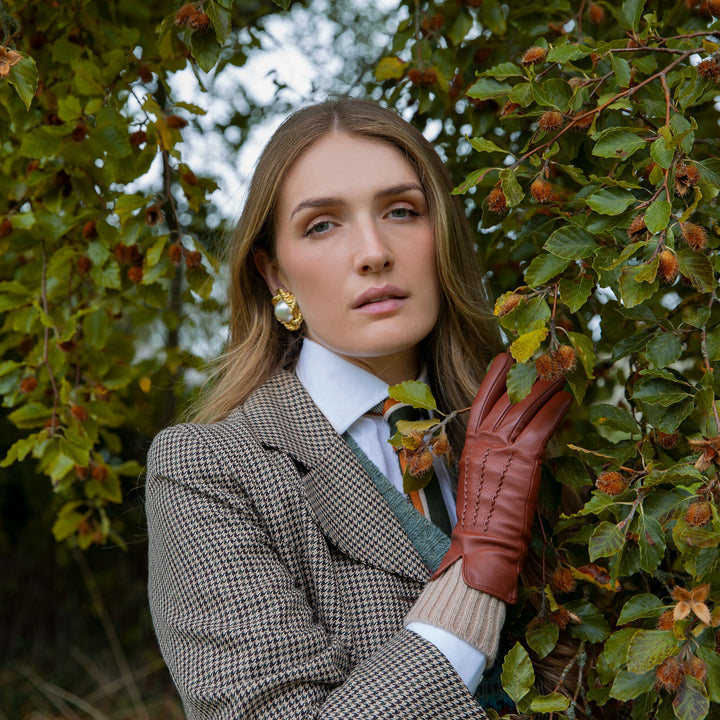 Hazel  | Women’s winter gloves with knit cuffs and stitched detail