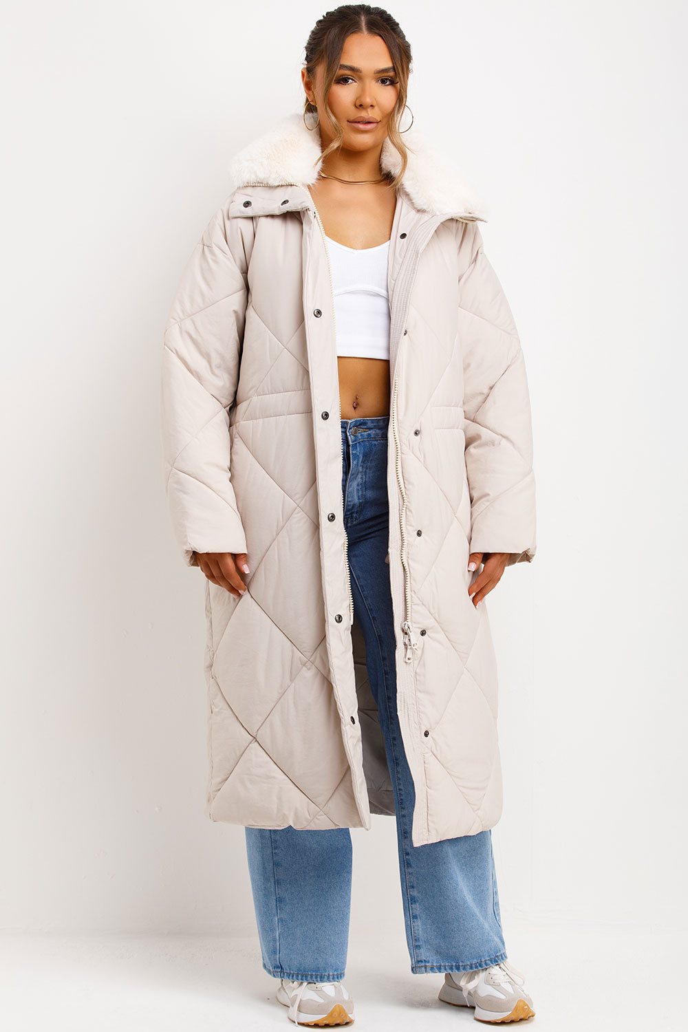 Jazmine | Women’s long quilted puffer coat with faux fur collar