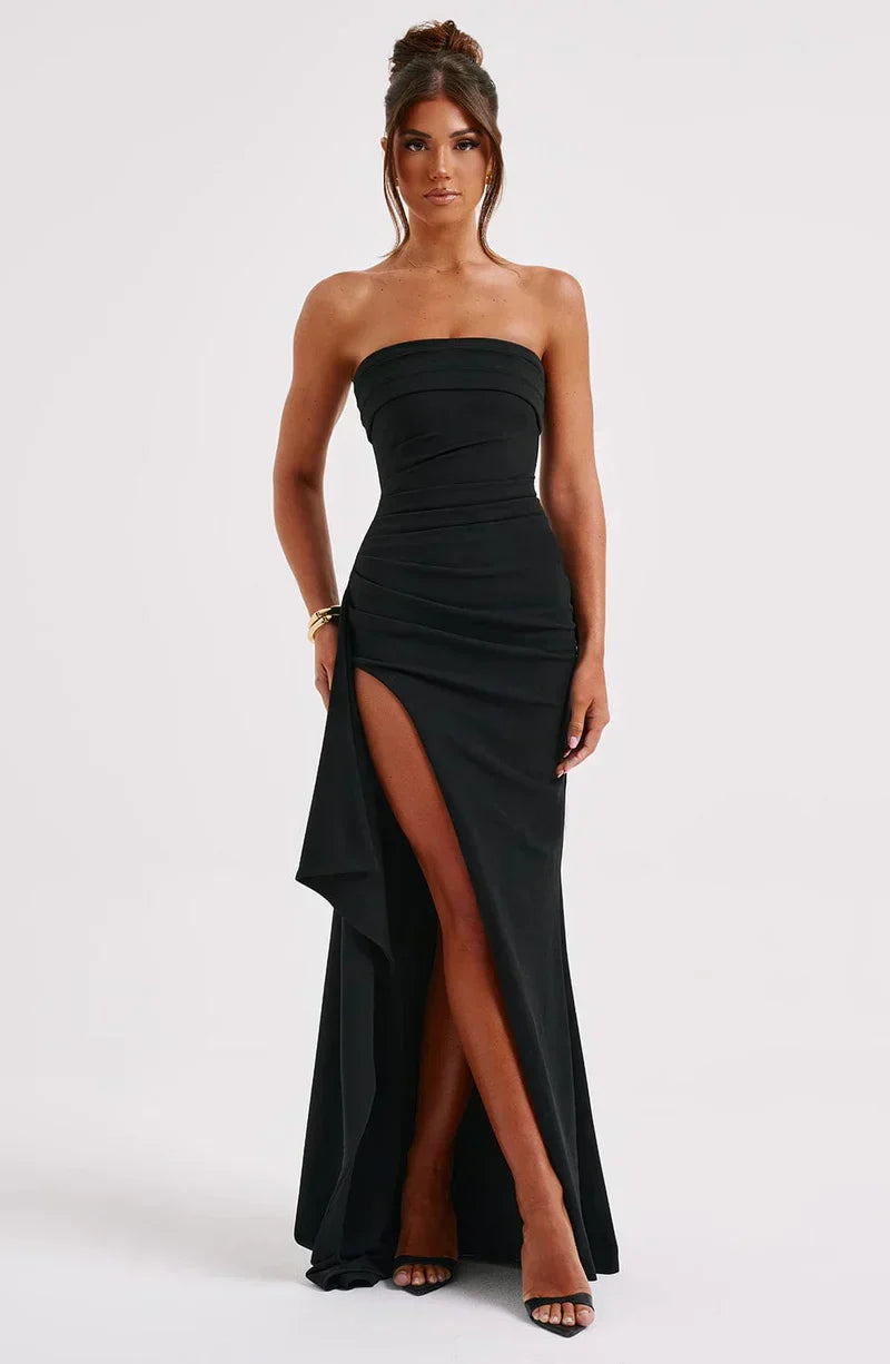Scarlette | Twisted tube maxi dress without shoulders