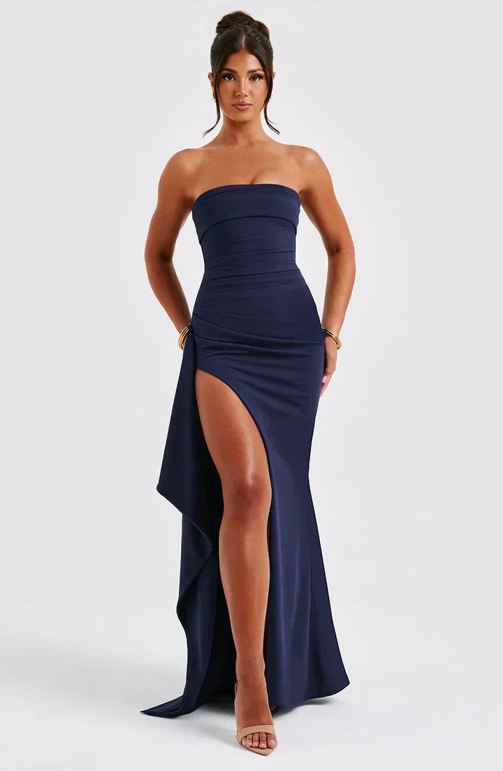 Scarlette | Twisted tube maxi dress without shoulders